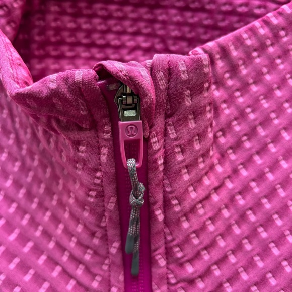 Lululemon Water-Repellent Grid Fleece Hiking Vest | Wild Berry / Sonic Pink - Picture 3 of 16